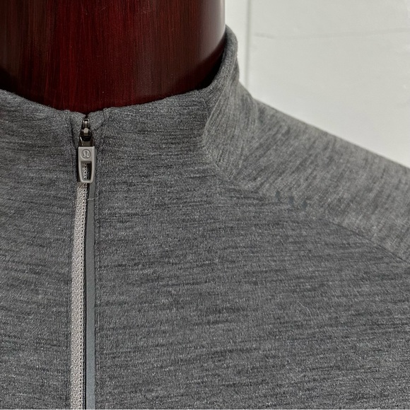 Lululemon Surge Warm 1/2 Zip Pullover Size L Heathered Grey $128 - Picture 2 of 6